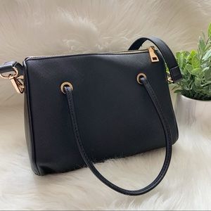 Isabelle Women’s Black Tote Bag